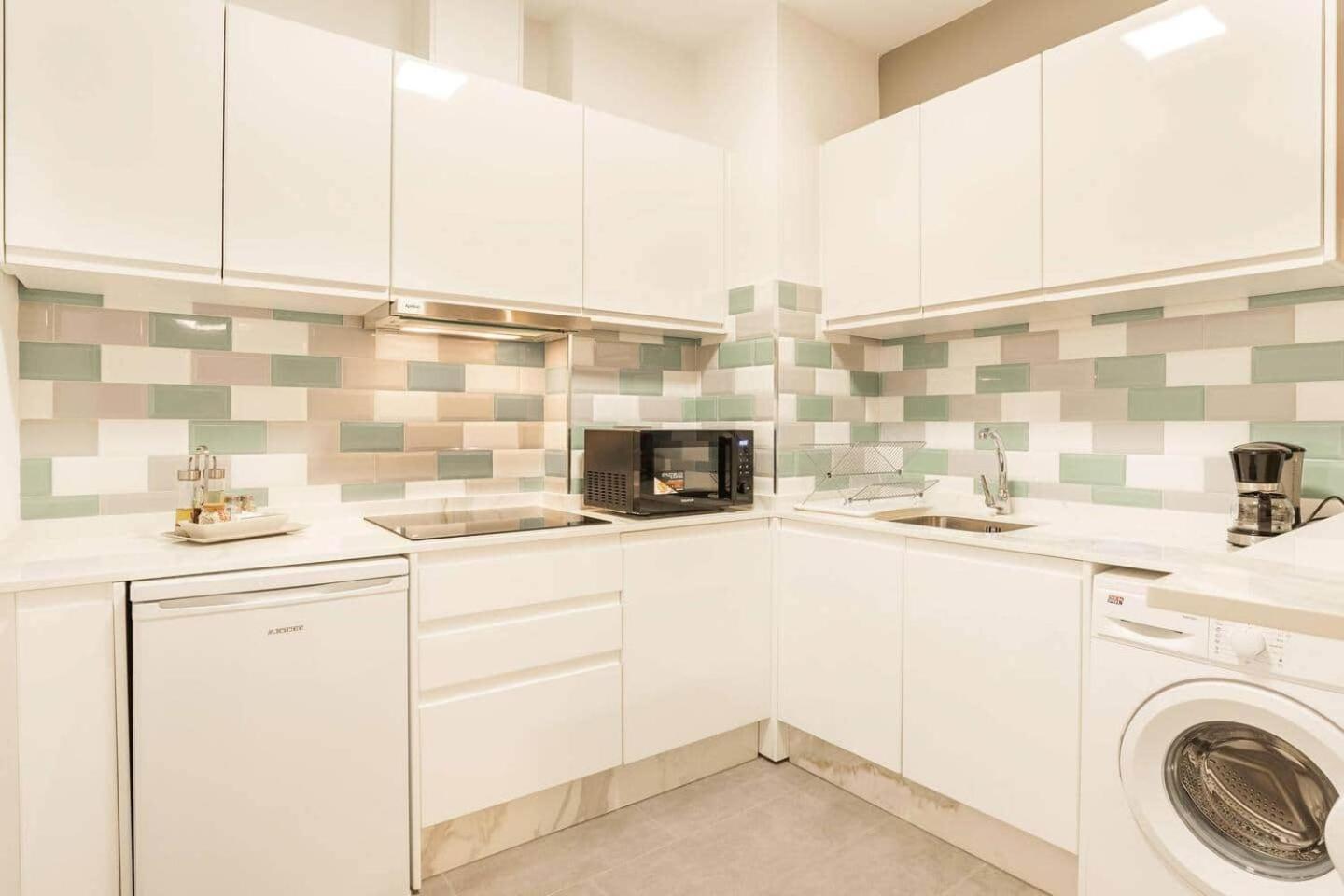 La Pimentera Central Apartments - Con Patio Privado 马尔韦利亚 外观 照片